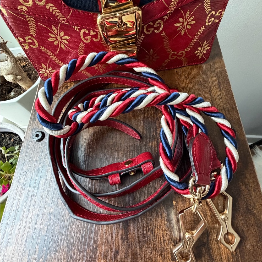 Gucci Sylvie Textured Gold Foil Pattern Mini Top Handle Bag – Hibiscus Red - Picture 14 of 16